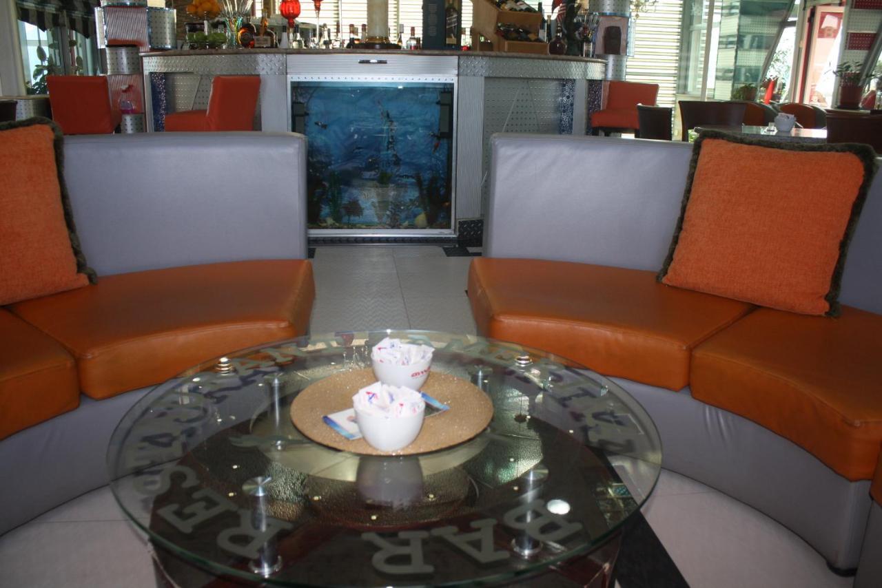 Hotel Bar Restaurant America Kukes Bagian luar foto