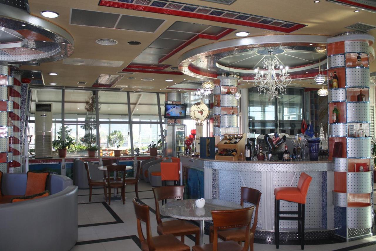 Hotel Bar Restaurant America Kukes Bagian luar foto